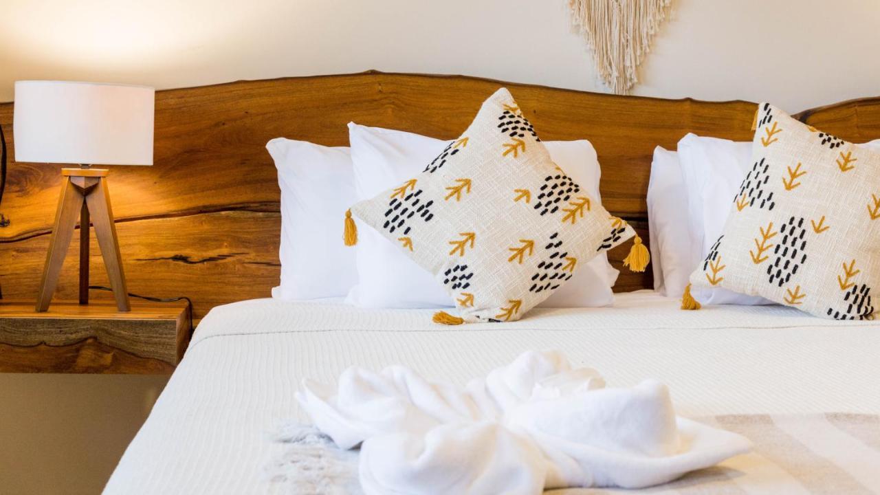 Maculan Hotel Valladolid  Eksteriør billede